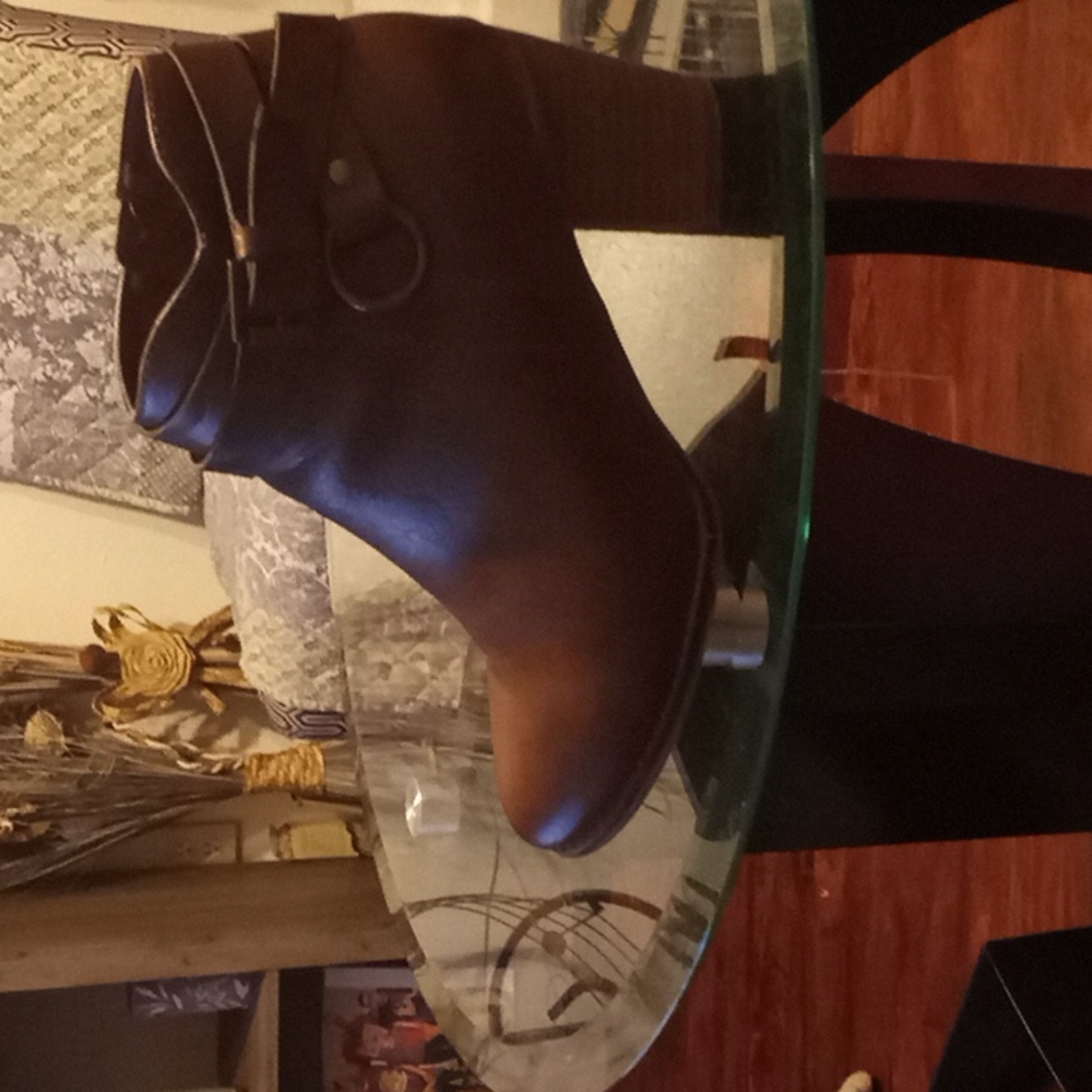 Boots Michael